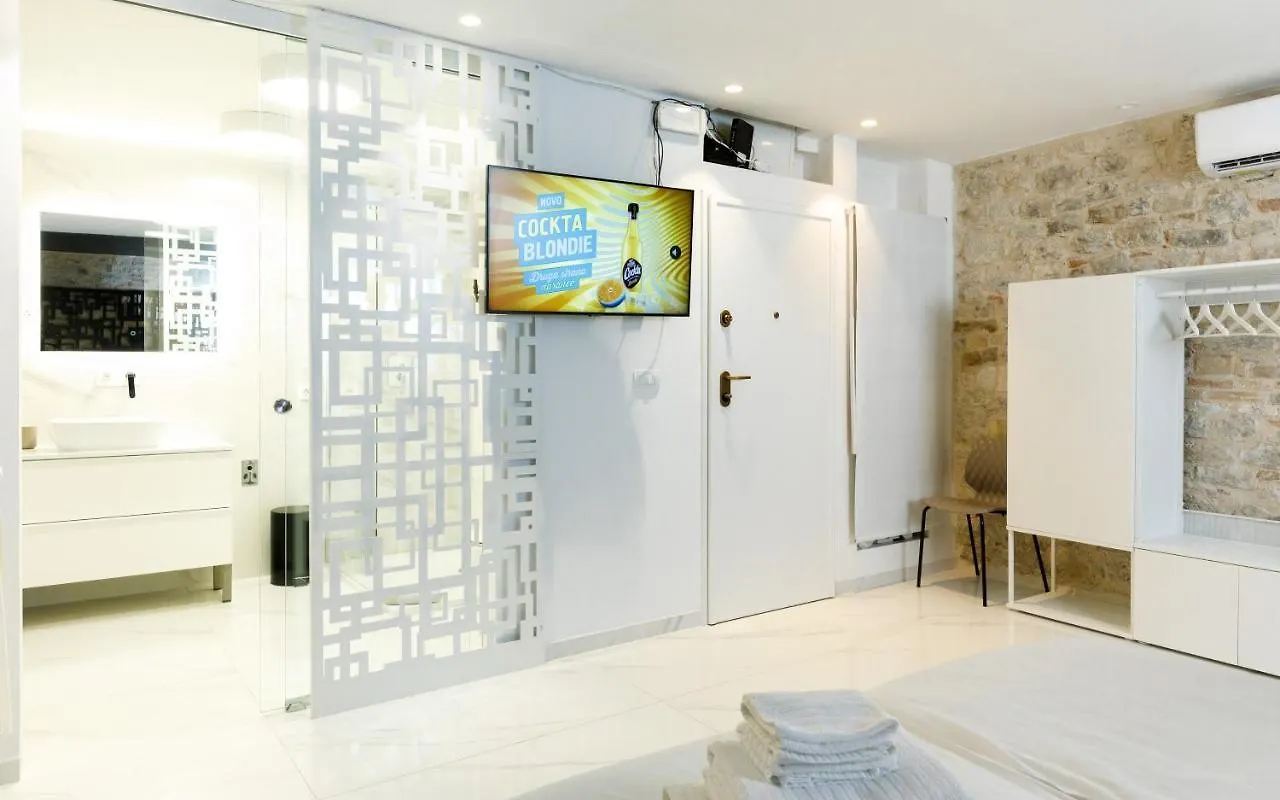 Palace Luxury Room Split Apartment