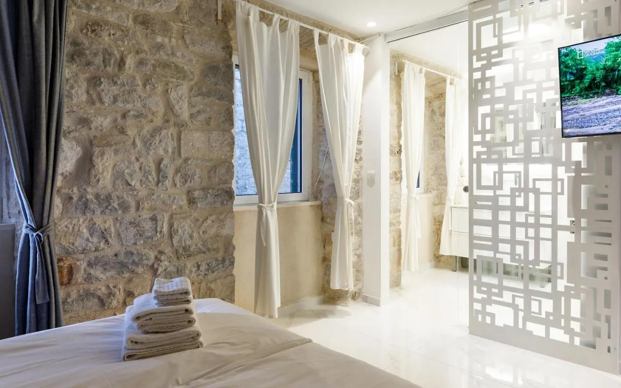 Palace Luxury Room Split